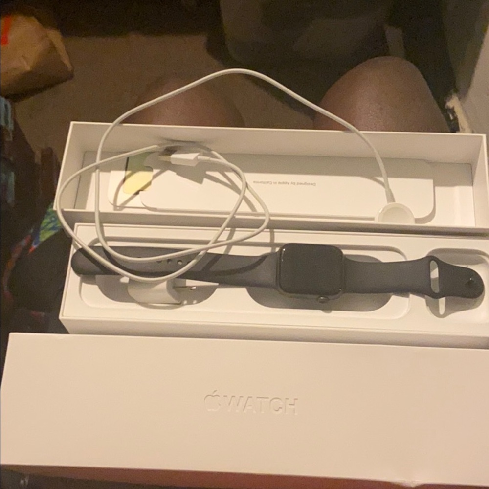 Apple Watch Series 5 44MM
